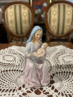 Porcelánová soška Panny Marie s Ježíškem (14 cm)