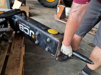 JCB original hydraulické kladivo z výstavy - stroje 1-2,5t