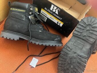 Pracovní obuv - velikost 43