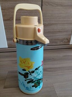 Pumpovací retro termoska + dvě zdarma