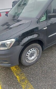 KOLA KOMPLET Z VW CADDY ZIMNI MICHELIN 195 65 15