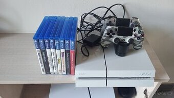 PlayStation PS4+8 her+ovladače s dokovací stanicí