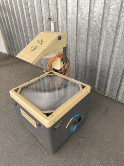 Zpětný projektor Medium 536P