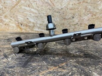 VSTŘIKOVACÍ LIŠTA + VSTŘIKOVAČE 1.6 N18B16 759242680-02