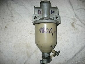 Plnič pneumatik a odkalovač.