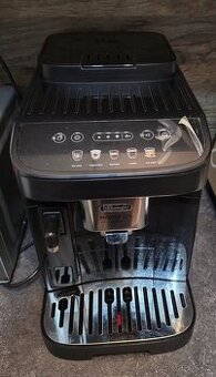 Kávovar Delonghi Magnifica evo