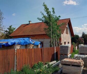 Rodinný dům v Lysé nad Labem, ID 8012e 0302