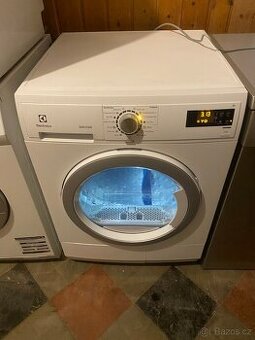 Sušička s tepelným čerpadlem na 8kg Electrolux