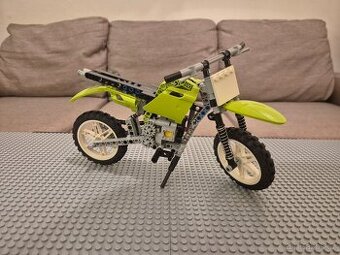 LEGO TECHNIC 8291 - umyté, kompletní, roztříděné