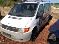 Mercedes Benz MB VITO 108 2,2CDI 60kW rok 1999 - díly