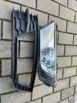 Levá mlhovka Octavia 3