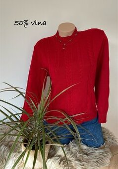 Červený vlněný svetr copánkový vzor M/L