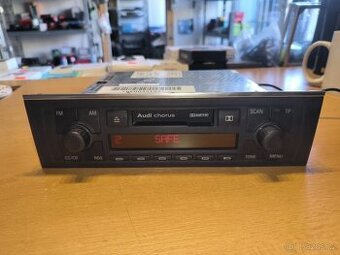 8E0035152B Autorádio Audi Chorus