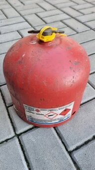 Plná 2 kg propanbutanová lahev s plombou