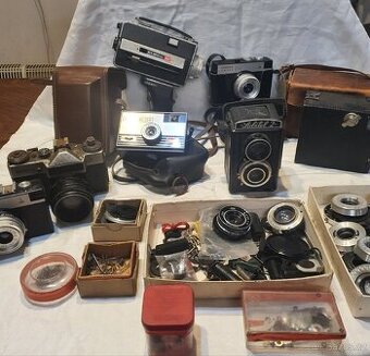 Staré fotoaparáty-díly