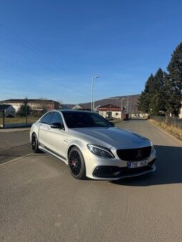 Mercedes Benz C63S AMG