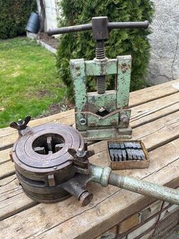 Instalaterský svěrák