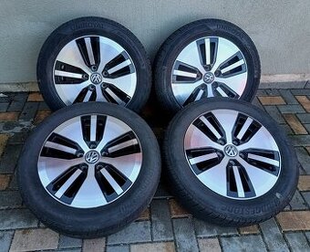 VW GOLF VI VII TOURAN letní 205/55/16 TOP STAV