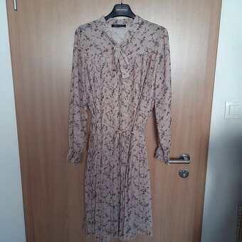 Romantické/vintage/ družičkovské šaty simplee veľ. M