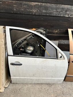 Pravé přední dveře Škoda Fabia 1