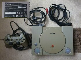 PlayStation 1 + ovladač + kabeláž