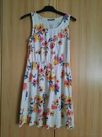 Květované šaty značky esmara - 1