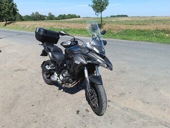 Prodám motorku Benelli TRK 502