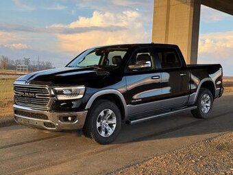 DODGE RAM 1500 5.7 Hemi LARAMIE RWD 2020 prodej / výměna