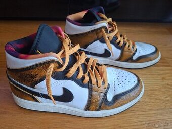 AIR JORDAN 1 Mid, velikost 41