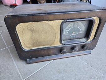 Prodam  dřevěné  rádio