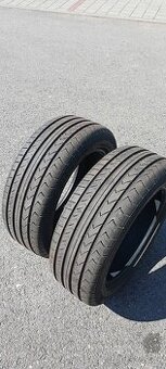 Letní pneo 215/55 /r17