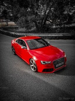Prodam/Vymenim Rs5 r.v.2015 331kw najeto 125tis servisovana