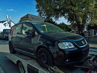 Vůz na náhradní díly VW Touran 1T1 2006 BMM HXT LC9X - 1