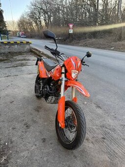 Yuki sm 125 - 1