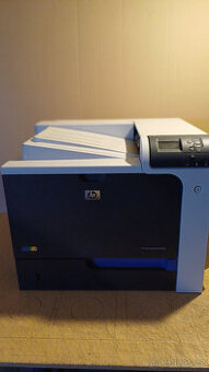 HP Color Laserjet CP4525 | najeto 50tis. | plné tonery