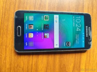 Mobilní telefon Samsung A3