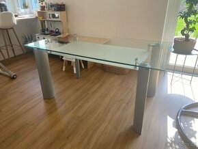 Italský luxusní skleněný stůl 160x90 - sklo 12mm - jako nový