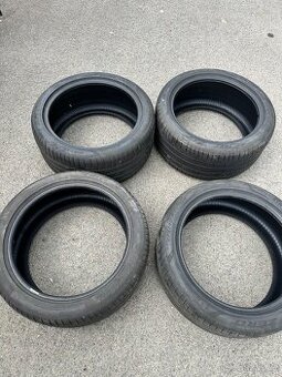 Pneu BMW X6 275/40/R20 a 315/35/R20