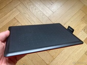 Grafický tablet One by Wacom S
