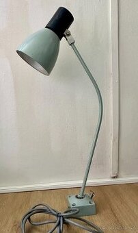 Stará industriální lampa k přišroubování ke stolu FUNKČNÍ