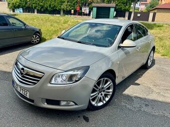 Opel Insignia,  2.0 CDTi 96kW.Klima.Tažné