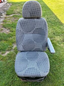 Prodám přední sedačku na Ford transit