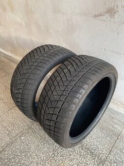 Zimní Pneu 225/40 R18