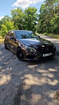 MERCEDES W212 FACELIFT AMG - 1