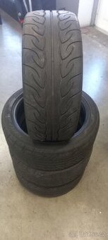215/45 R17 Yokohama