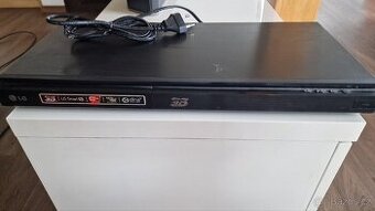 Blu-ray přehrávač LG BP620