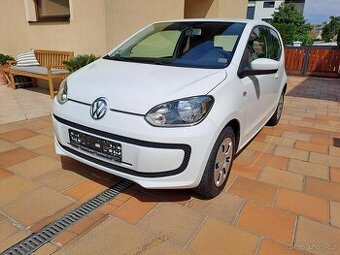 Volkswagen UP Velmi pěkný