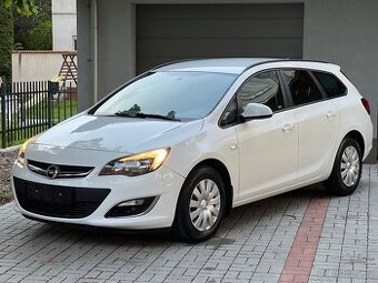 OPEL ASTRA J 1.4i 74KW /SPORTS-TOURER/FACELIFT/2013/ČR/2.MAJ