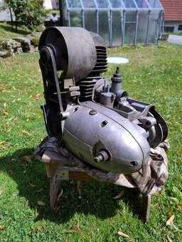 Motor ČZ 175 prase