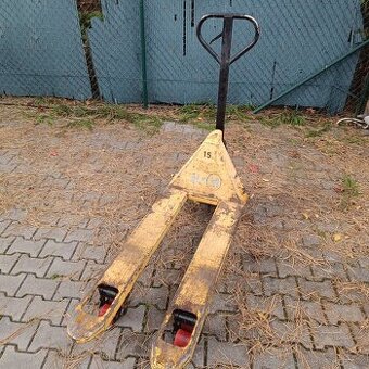 Paletový vozík použitý